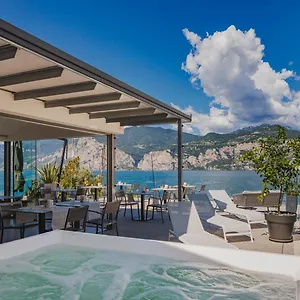 Gabbiano , Malcesine Italien